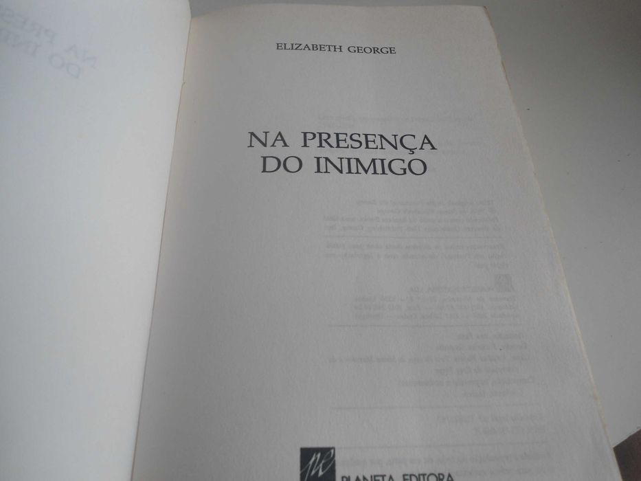 2 Livros de Elizabeth George