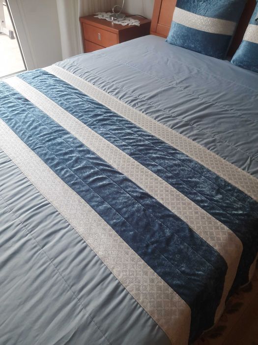 Edredons com cortinados