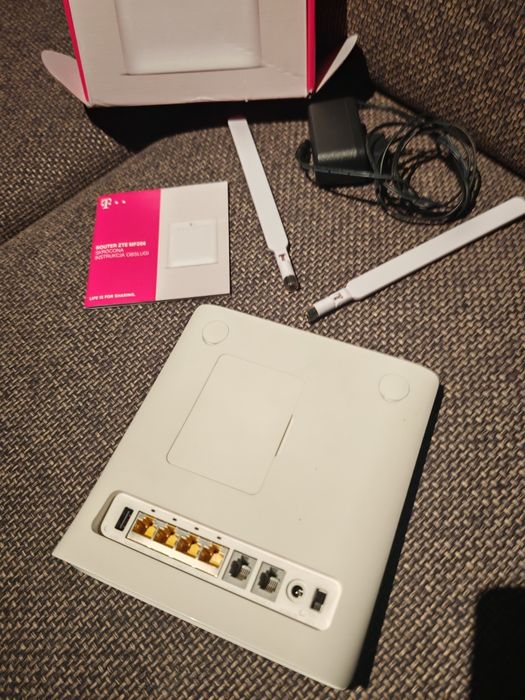 Router ZTE na kartę SIM modem LTE 4G 300 Mbps internet wyjazdy praca