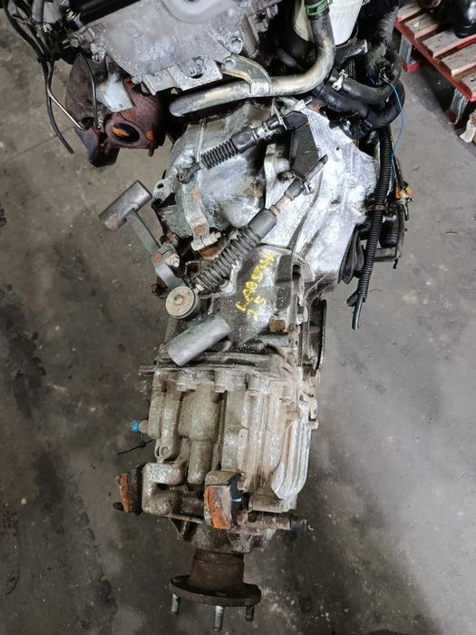 Caixa de velocidades Nissan Cabstar 2.5Dci YD25 6S380V