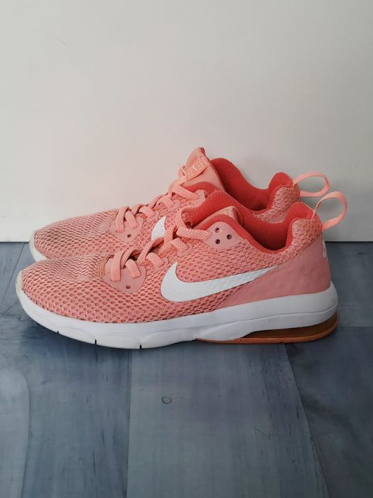 Buty sportowe dziewczęce Nike Air Max roz. 31 (19 cm) koralowe / sneakersy