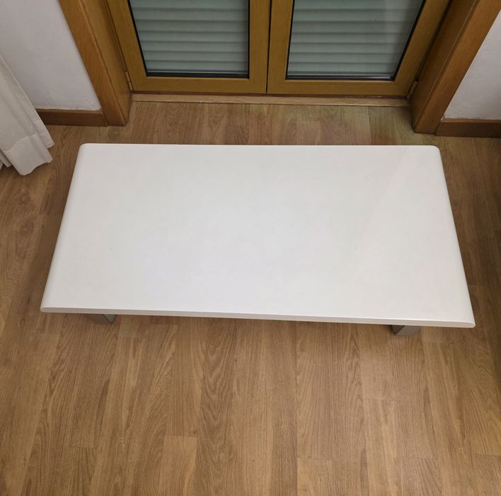 Mesa de centro branca