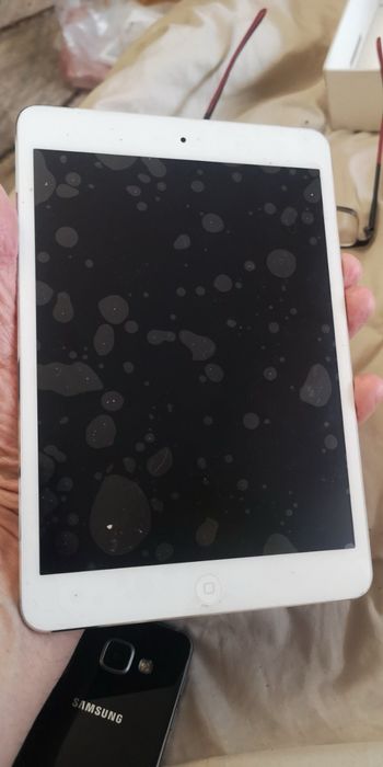 Ipad mini 64g.          ,