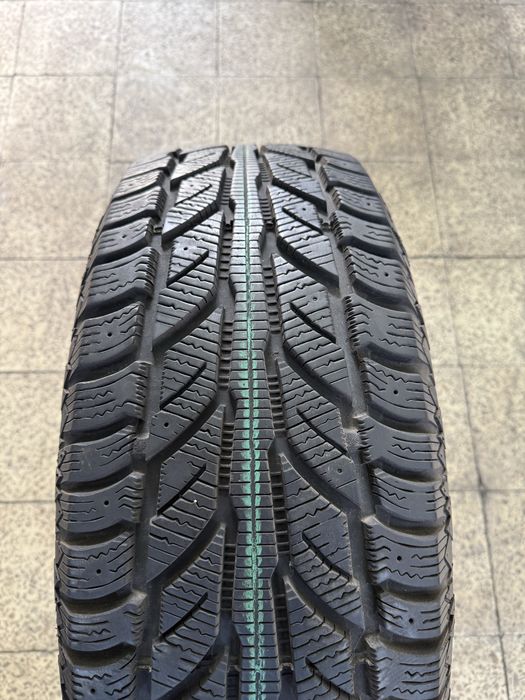 Pneus semi-novos 235/60R18