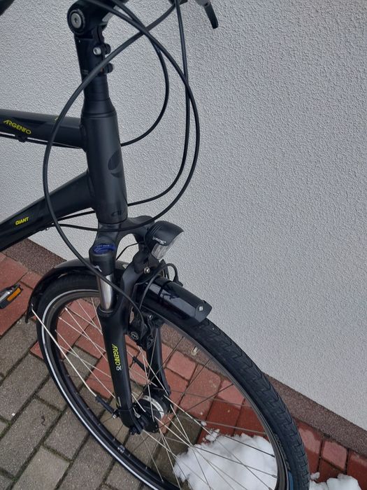 Rower trekkingowy, GIANT, PEGASUS aluminiowy,dynamo,