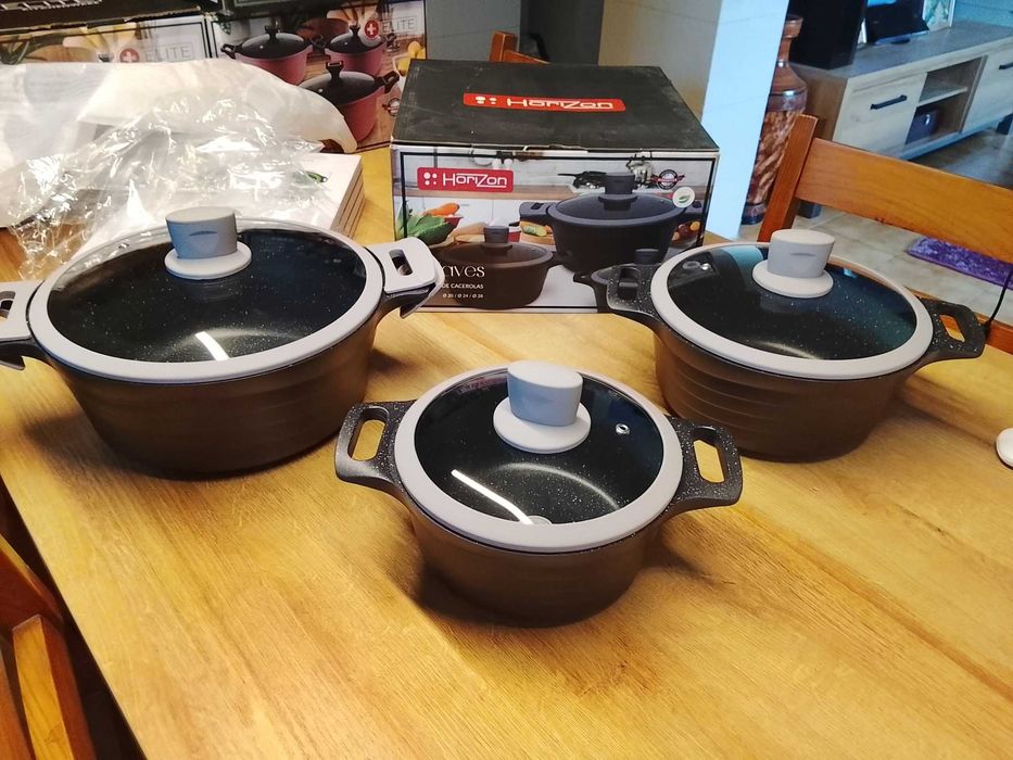 á venda:  conjunto de 3 panelas em cerâmica antiaderente da marca HORIZON.