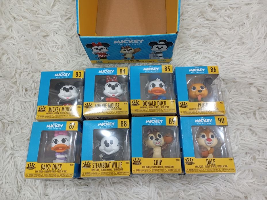 Mini funko pop Mickey and friends