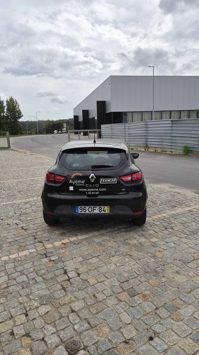 Carro Renault Clio IV 2013