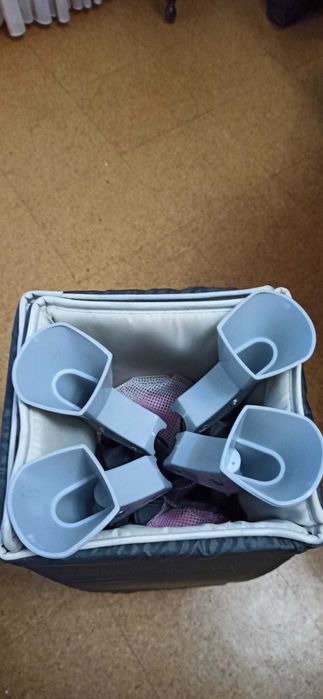 cama / parque de bebé