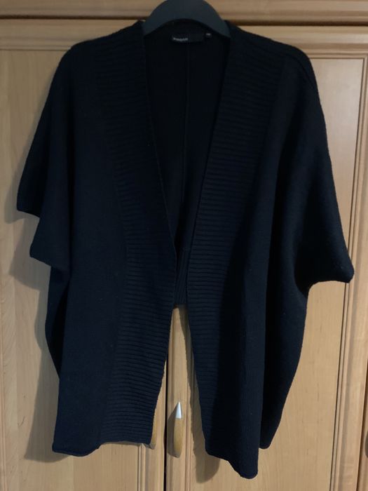 KappAhl Sweter damski czarny rozmiar S/M na krótki rękaw, narzutka