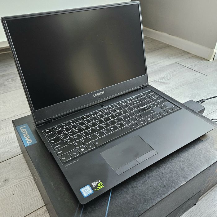 Laptop gamingowy Lenovo Legion, i7/GTX 1050/120GB+1TB/8GB/WIN 11