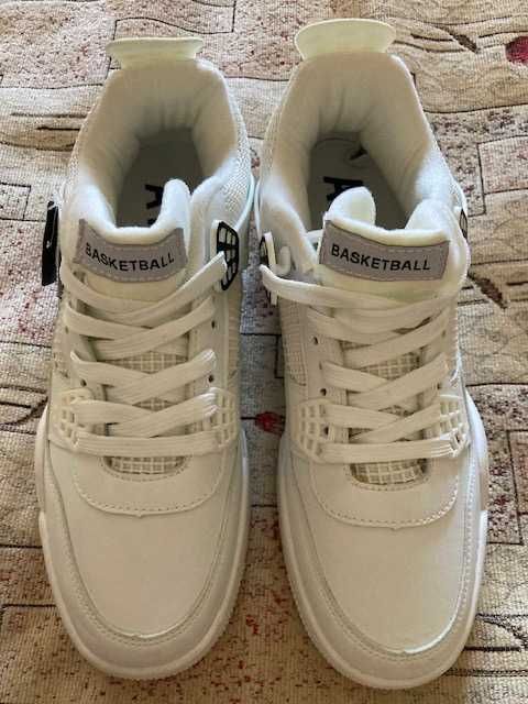 кроссовки    Basket  Air    39  размер
