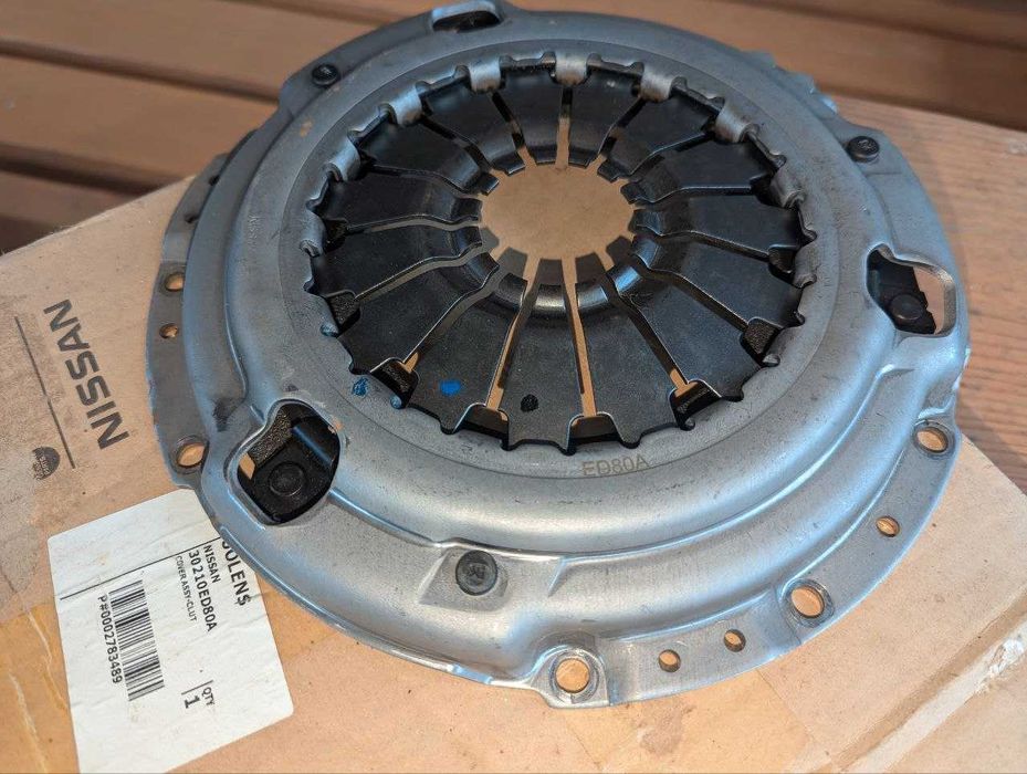 Корзина зчеплення 30210ED80A nissan x-trail 2,0 , qasqai 2,0: 1