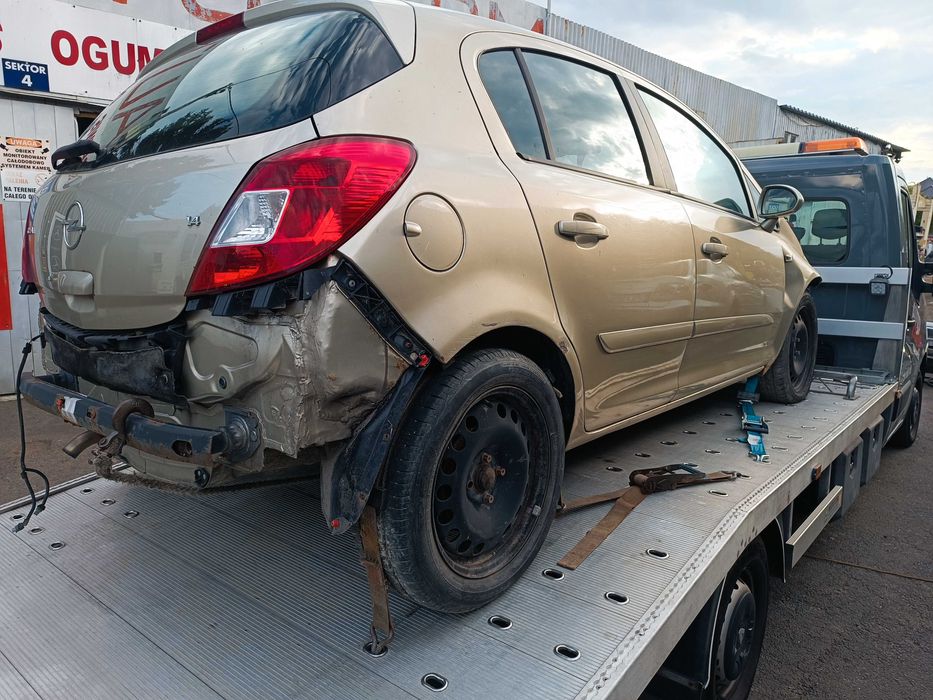 Opel Corsa D na części