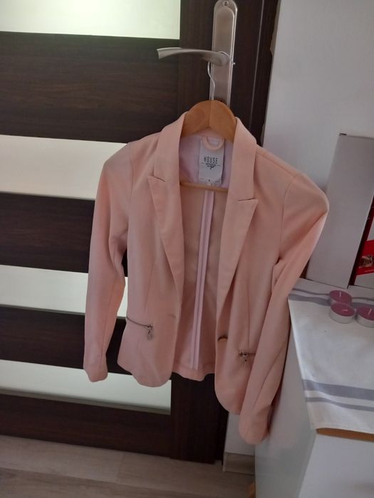 Marynarka brzoskwiniowa