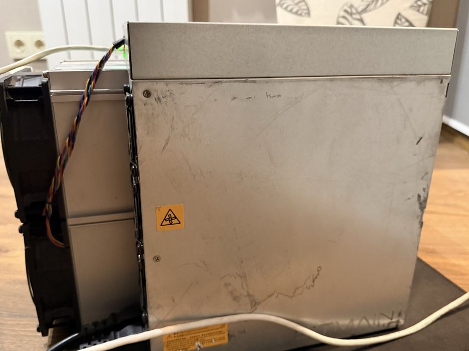 Antminer S19 Pro_96T