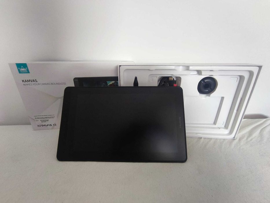 Tablet graficzny Huion KAMVAS 13