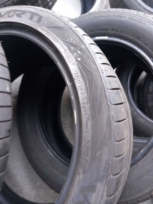 2 pneus 235/40R18 Vredstein