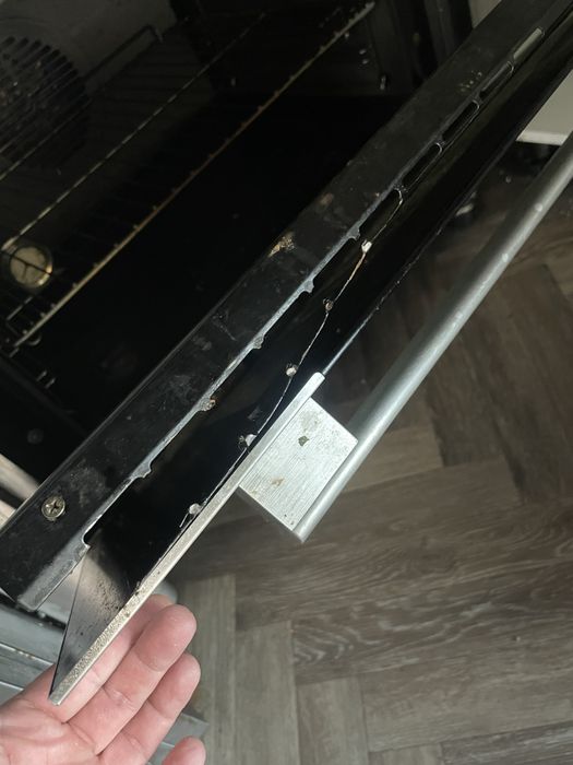 Kuchenka 4 palniki i piekarnik 380v nierdzewka
