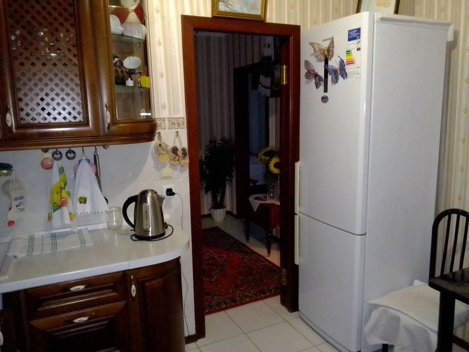 Двохкімнатна квартира здається кімната з хазяйкою, Радіоринок..