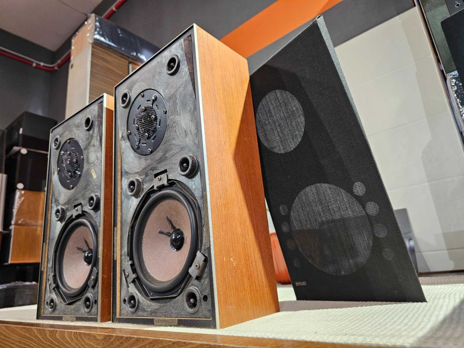 Акустика Bang & Olufsen Beovox S30