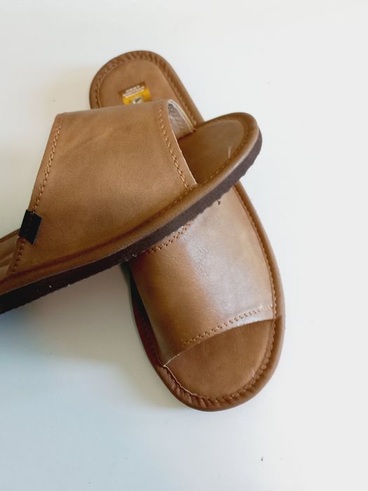 Pantofle/klapki/laczki, rozmiar 40, skóra