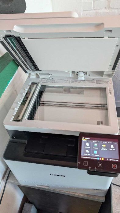 Принтер Canon MF752Cdw як Новий