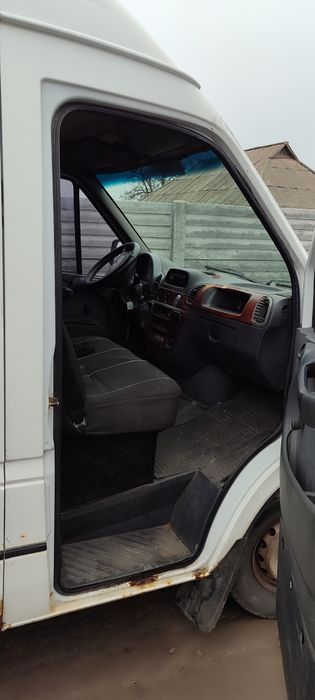 Mercedes sprinter 208 cdi, 2001 р.в. 2'2 середня база ,,В,, легковий