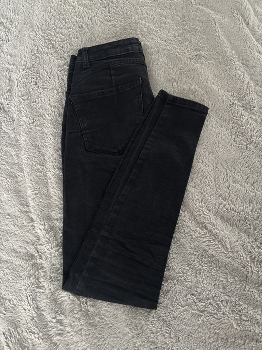 Czarne jeansy Reserved roz.36