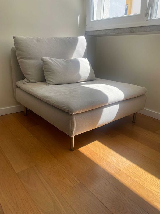 1 Sofá de 1 lugar da IKEA em ótimo estado de conservação.