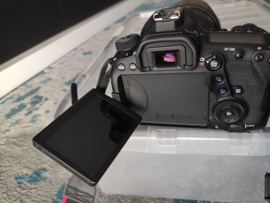 Canon DSLR 6D Mark II - Sem reparos