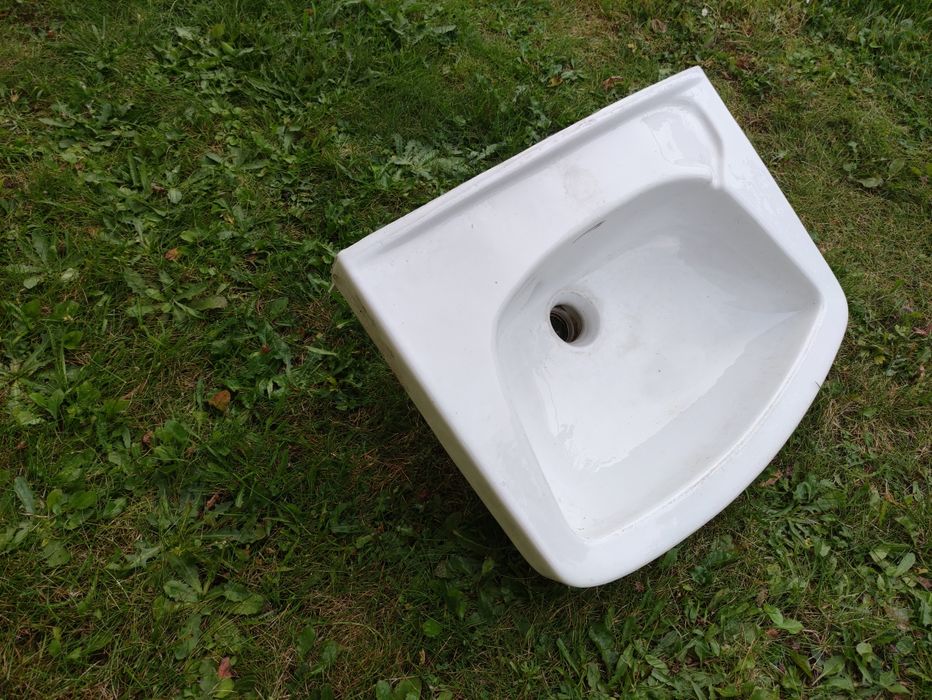 Umywalka 50 cm - dostępne 2 szt.