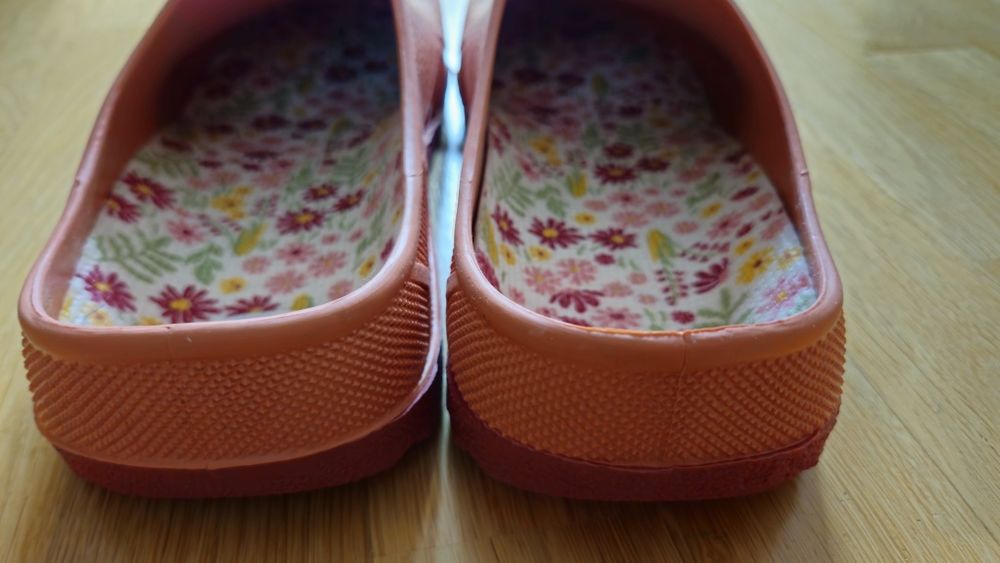 Ogrodowe buty  laczki klapki rozmiar 36 marka Gardenline