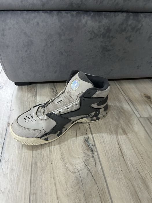 кросівки Shaq.