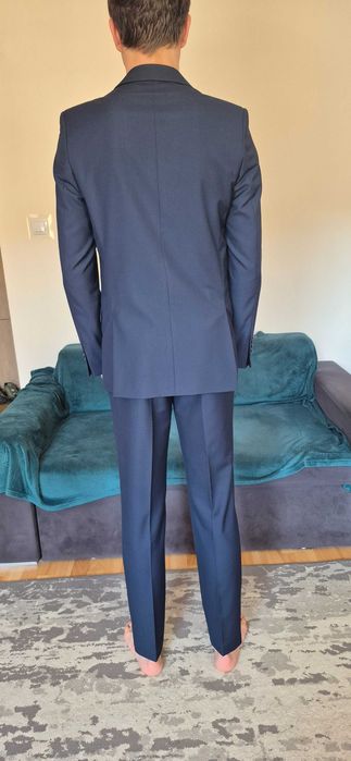 Garnitur męski granatowy