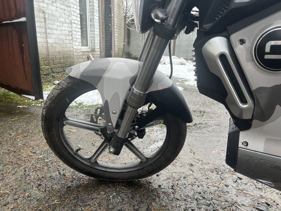 Електромотоцикл Super soco