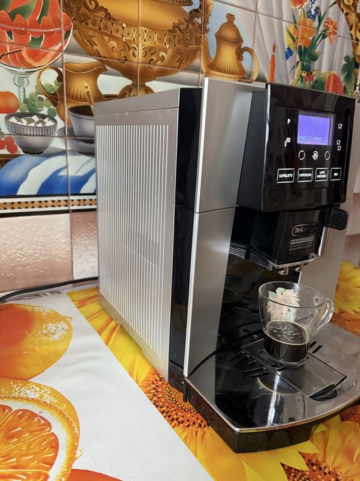 Кавомашина Delonghi Perfecta Cappuccino+молочник