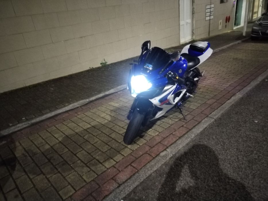 Gsxr 600  para venda