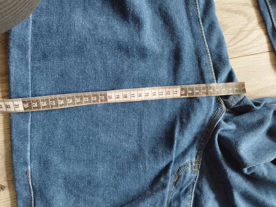 R.38 i Saw IT first wyprzedaż spodnie damskie jeansy wysoki stan dziur