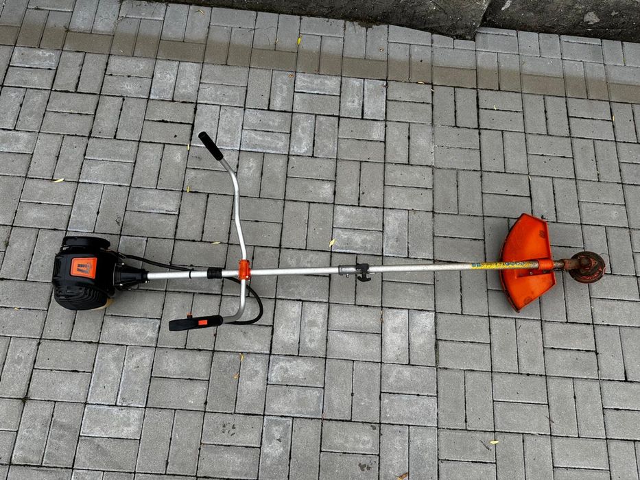 Kosa spalinowa FUXTEC