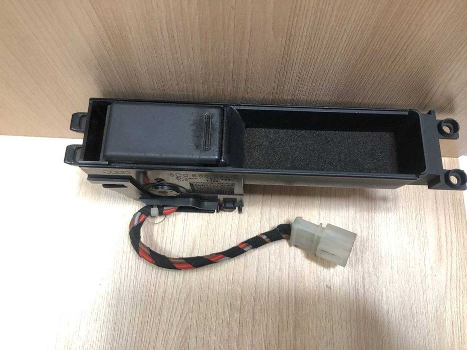 ПРИКУРИВАТЕЛЬ AUDI A4 B5 Рестайл 99-01 VAG 8D0863284C: 1 200 грн