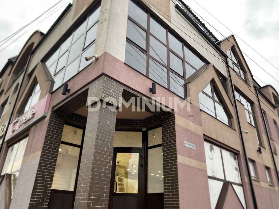 Оренда  Магазину в місті Хуст вул.Волошина,1А,