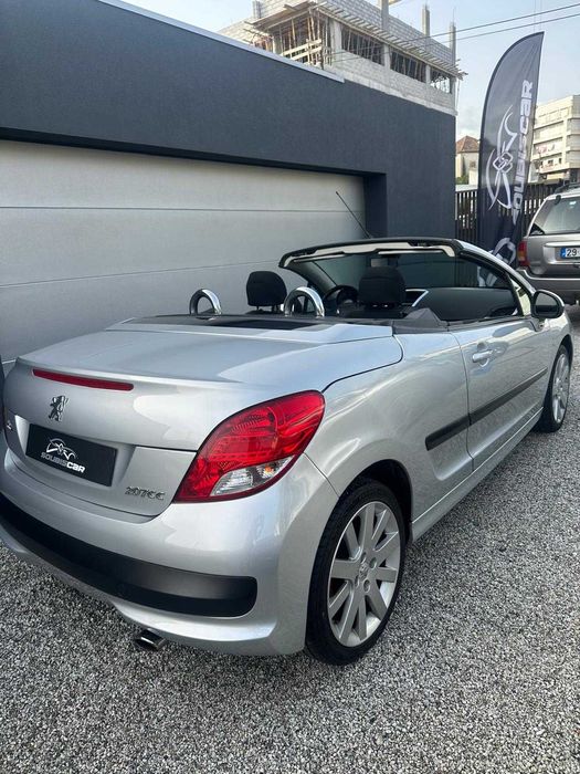 Peugeot 207 CC 1.6 HDI Filou