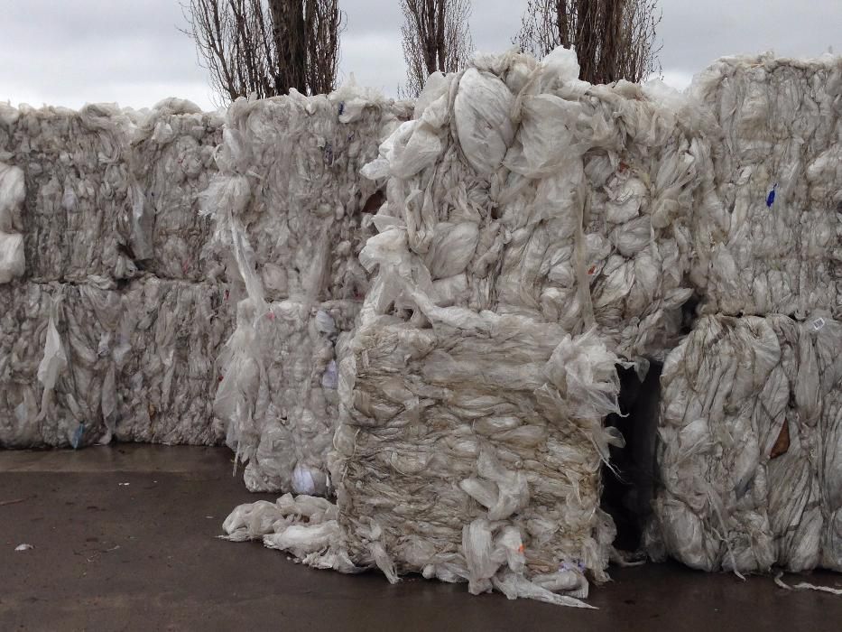 Дорого закупаем стрейч-пленку и полиэтилен от 10 грн/кг