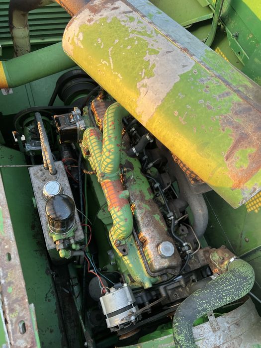 Свіжо привезений John Deere 965