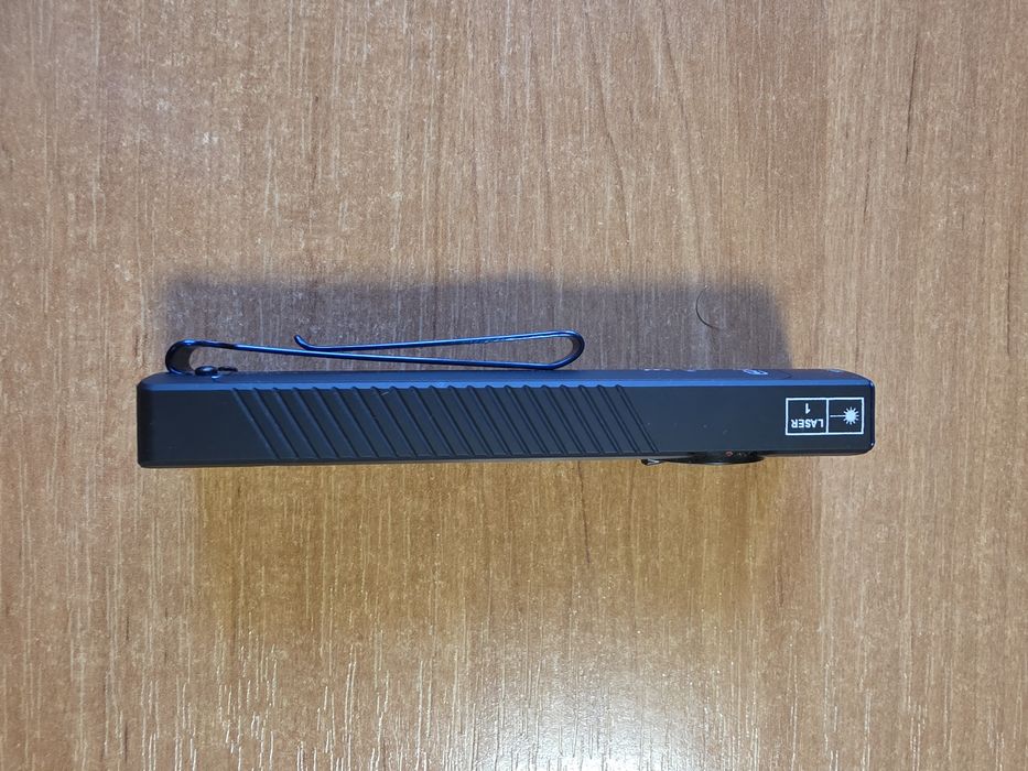 Olight arkfeld latarka