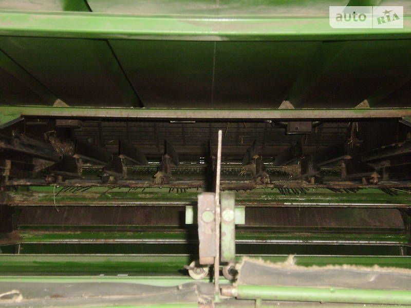 Комбайн John Deere 2066