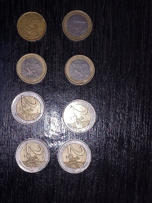 Vendo moedas de 2 euros  de 2002