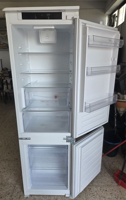 Frigorífico encastre Hotpoint BCB 7030 E C AA