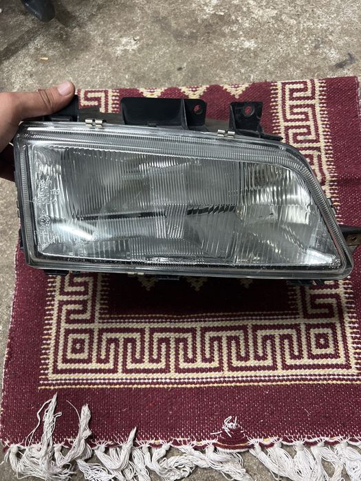 Ótica lado direito Peugeot 405 D